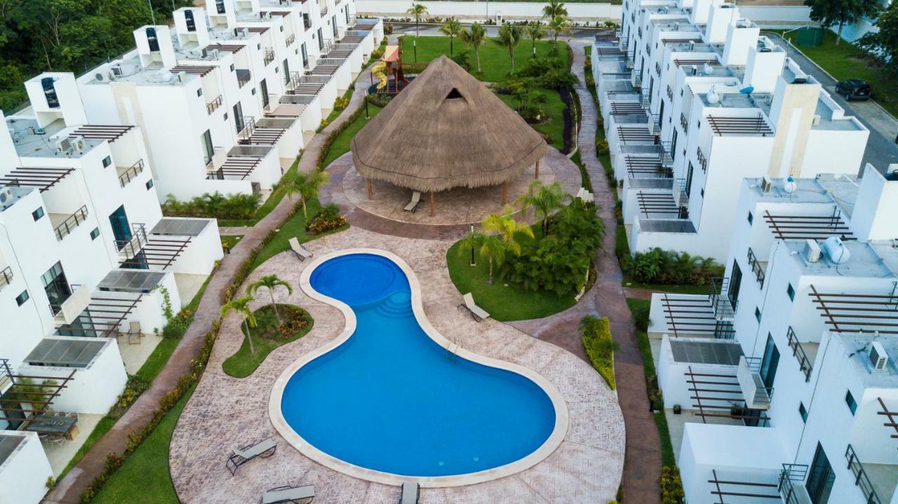 Villa Ana Lucia. Плая дел Кармен Екстериор снимка